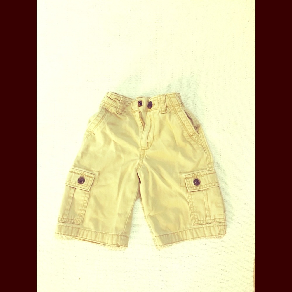 Tan shorts with Cargo pockets